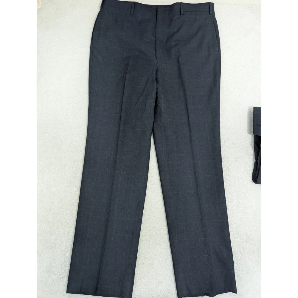 Jos A Bank 48EXL 38x34 Blue 100% Wool USA Made Mens‎ Full Suit Subtle Plaid